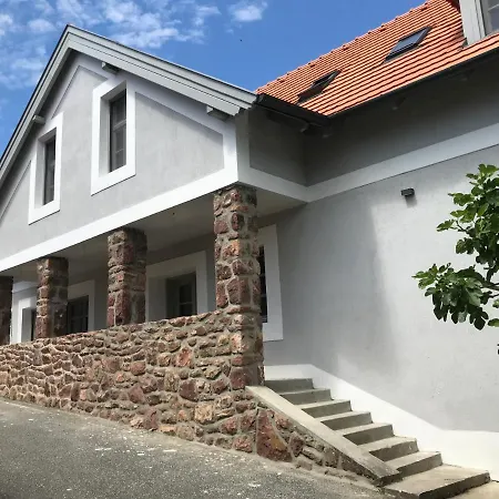 Fuegekert - Bed&wine 4*