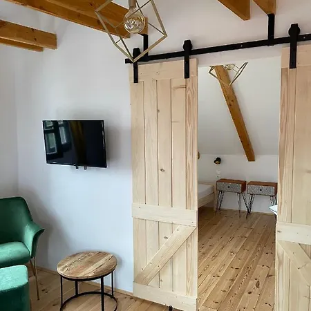 Fuegekert - Bed&wine 4* Zánka