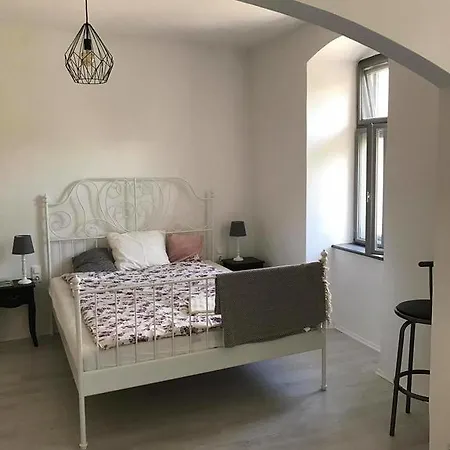 Casa de hóspedes Fuegekert - Bed&wine 4*