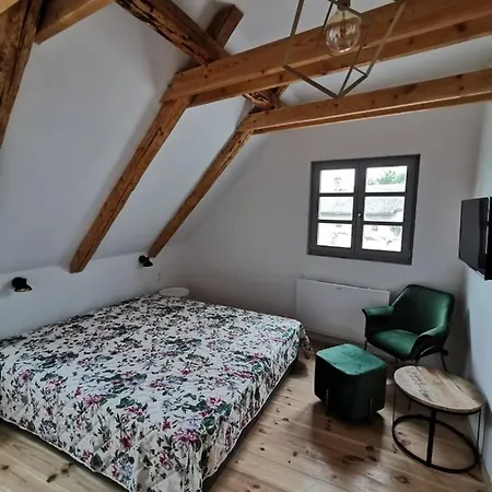 Casa de hóspedes Fuegekert - Bed&wine 4*