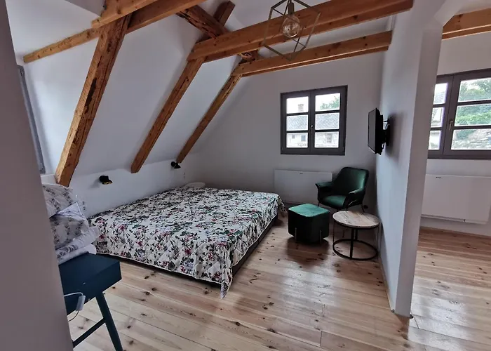 Fuegekert - Bed&wine 4* Zánka