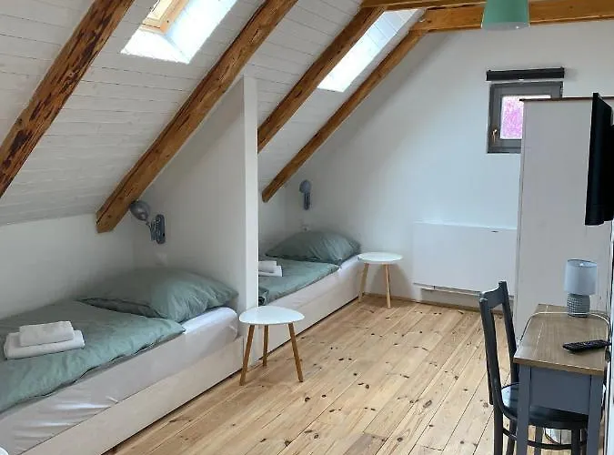 Penzion Fuegekert - Bed&wine 4*