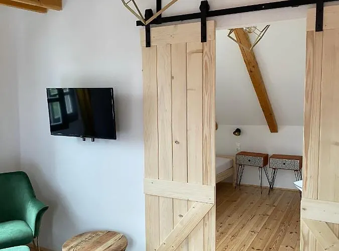 Fuegekert - Bed&wine 4* Zánka