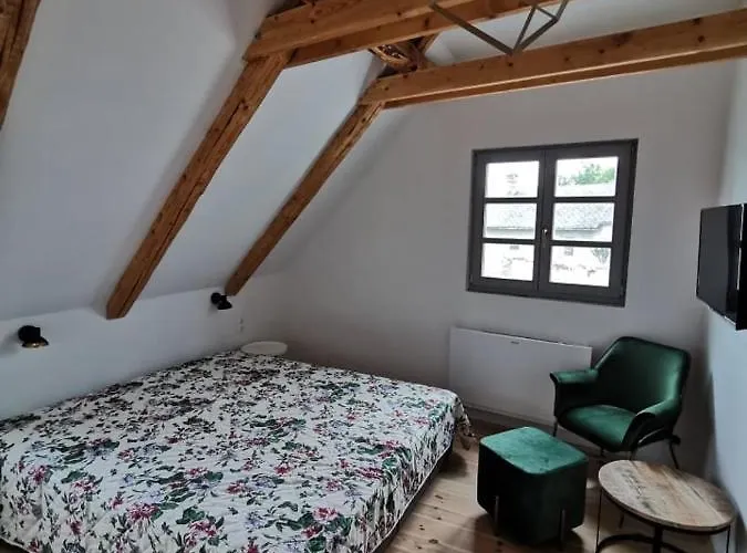 Penzion Fuegekert - Bed&wine 4*